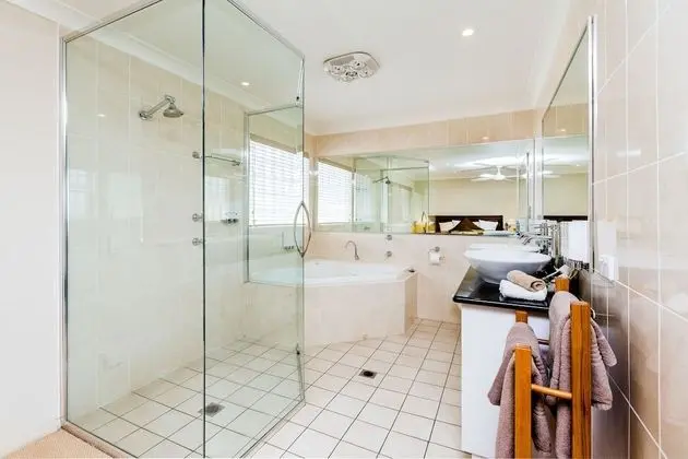 Deluxe Oda (King Spa Suite)