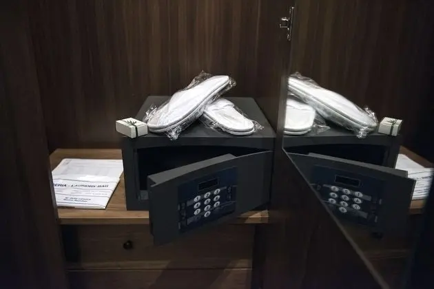 Superior Tek Büyük veya İki Ayrı Yataklı Oda