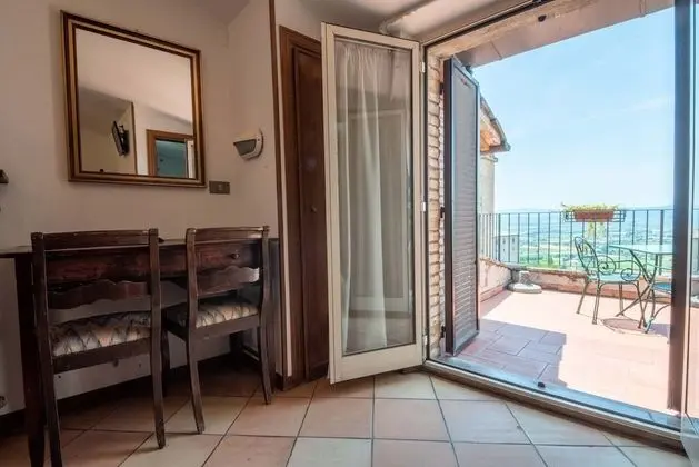 Basic Tek Büyük Yataklı Oda