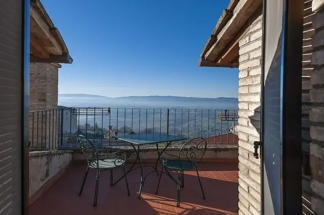 Basic Tek Büyük Yataklı Oda