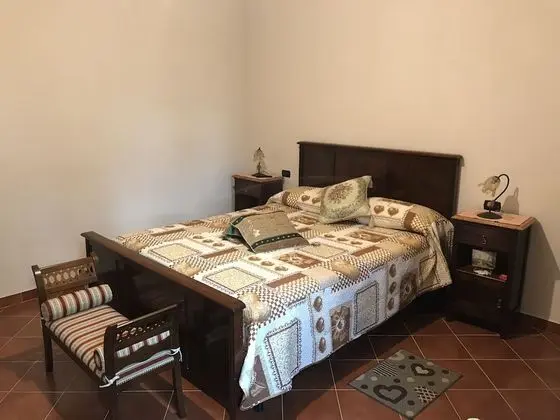 Üç Kişilik Oda, Bahçe Manzaralı