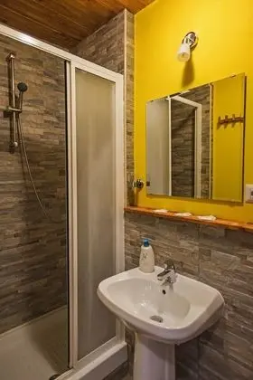 Üç Kişilik Oda, Özel Banyo