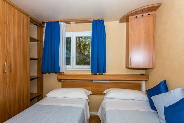 Comfort Karavan (Pet Friendly)