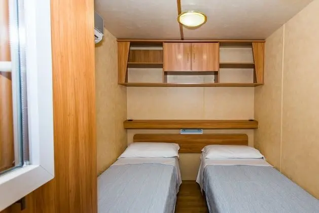 Comfort Karavan (Pet Friendly)
