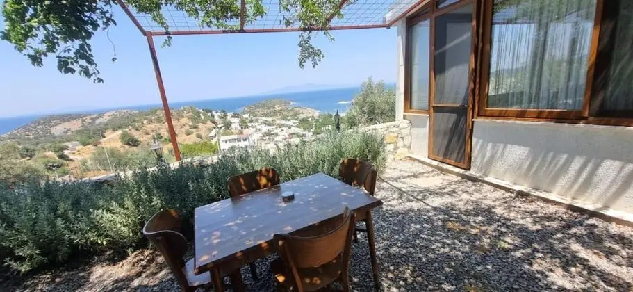 Studio Suite, Deniz ve Dağ Manzaralı, Bahçe Katı