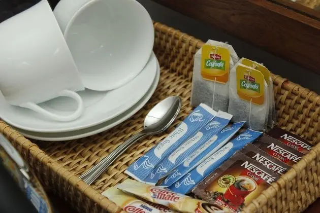 Deluxe Tek Büyük Yataklı Oda, Balkon, Plaj Kenarı