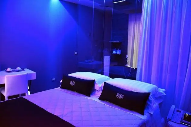 1 Çift Kişilik Veya 2 Tek Kişilik Yatak Deluxe