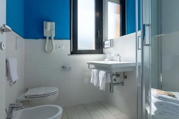 Üç Kişilik Oda, Balkon