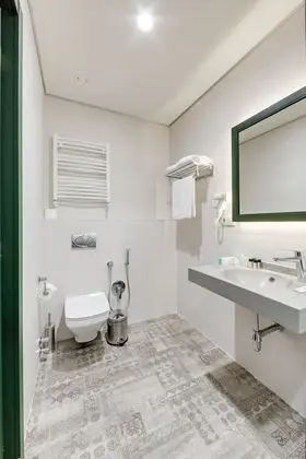 Economy Tek Büyük veya İki Ayrı Yataklı Oda