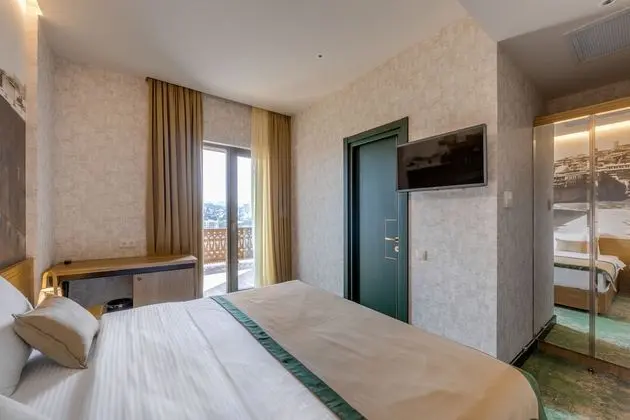 Standard Tek Büyük veya İki Ayrı Yataklı Oda