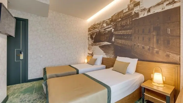 Standard Tek Büyük veya İki Ayrı Yataklı Oda