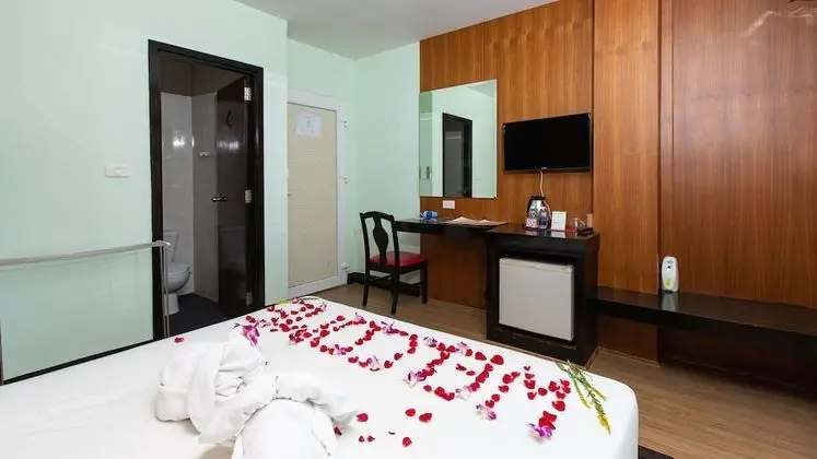Standard Tek Büyük Yataklı Oda