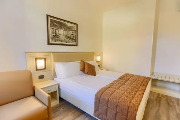 Economy Tek Büyük veya İki Ayrı Yataklı Oda