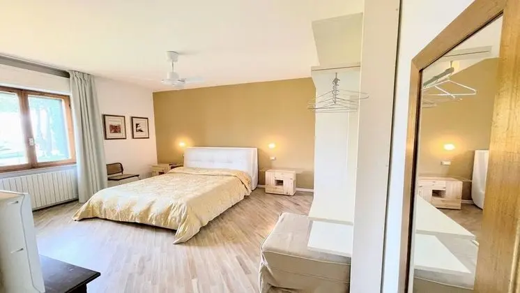 Villa, 6 Yatak Odası, Veranda