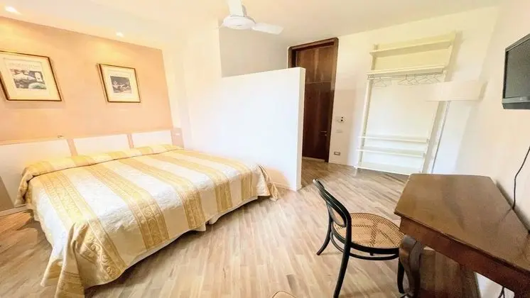 Villa, 6 Yatak Odası, Veranda