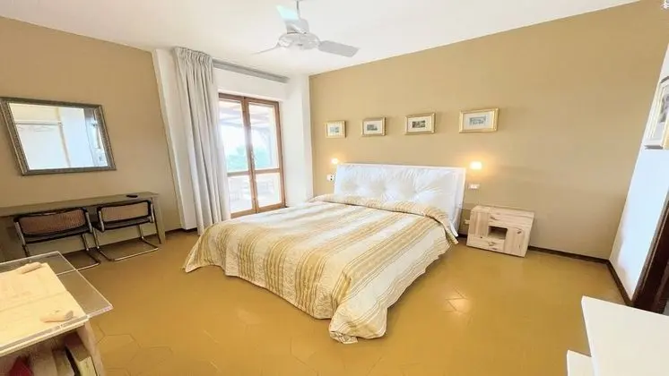 Villa, 6 Yatak Odası, Veranda