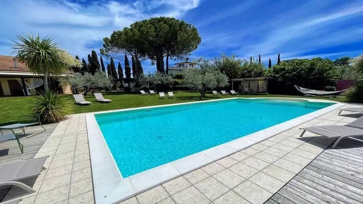 Villa, 6 Yatak Odası, Veranda