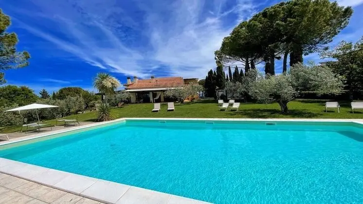 Villa, 6 Yatak Odası, Veranda