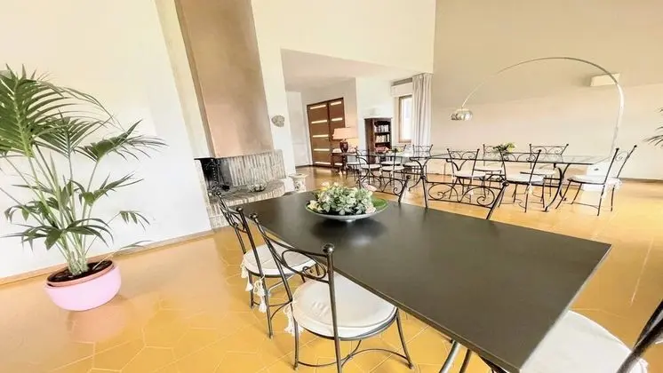 Villa, 6 Yatak Odası, Veranda