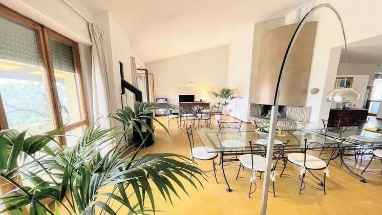 Villa, 6 Yatak Odası, Veranda