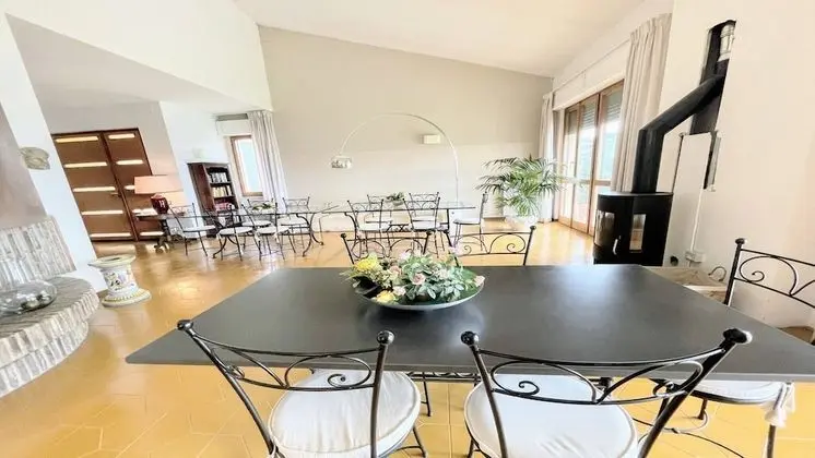Villa, 6 Yatak Odası, Veranda