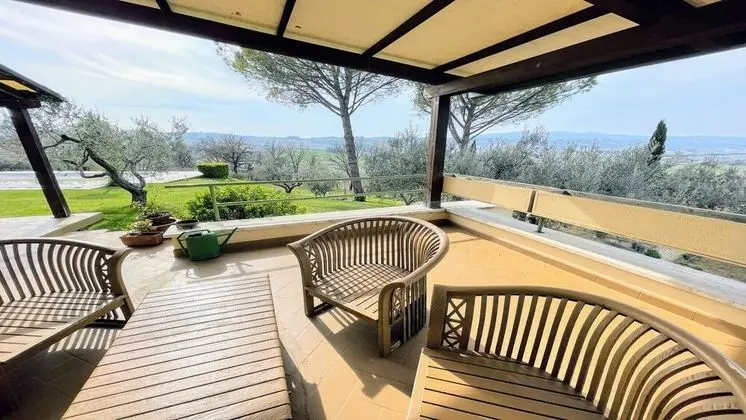 Villa, 6 Yatak Odası, Veranda