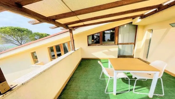 Villa, 6 Yatak Odası, Veranda