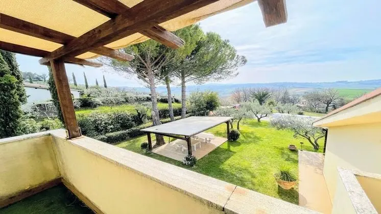Villa, 6 Yatak Odası, Veranda