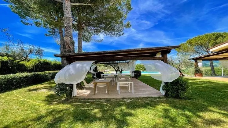 Villa, 6 Yatak Odası, Veranda