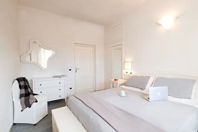 Tek Büyük veya İki Ayrı Yataklı Oda, Balkon