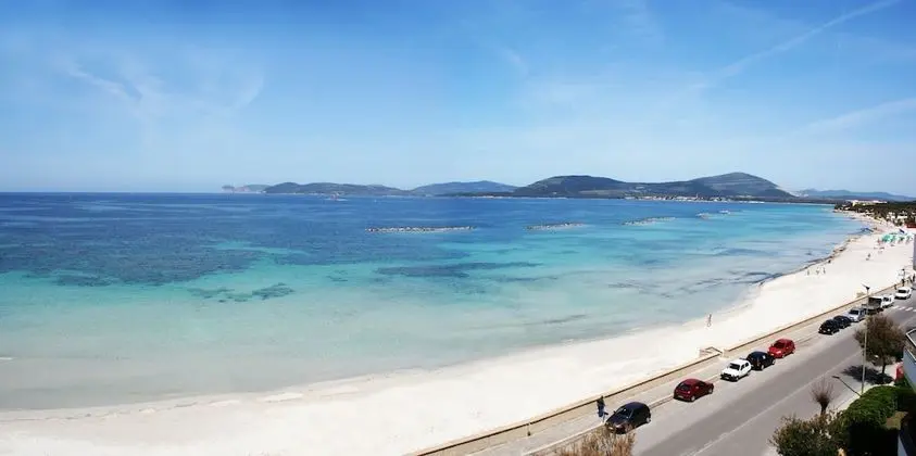 Üç Kişilik Oda, Balkon, Deniz Manzaralı