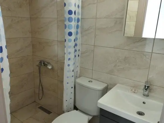 Standart Üç Kişilik Oda, Bahçe Manzaralı