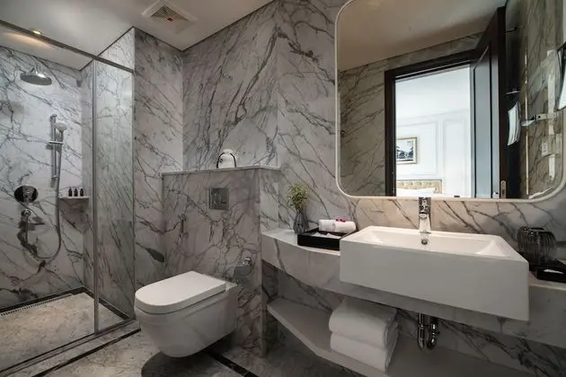 Deluxe Tek Büyük veya İki Ayrı Yataklı Oda (with View)