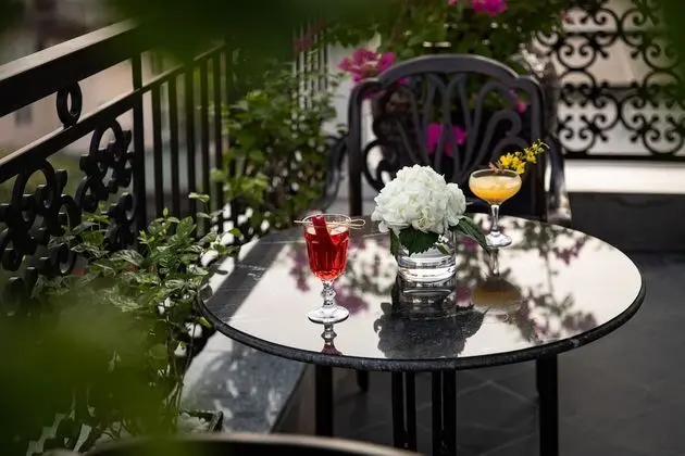 Süit, Balkon (Soleil Room)