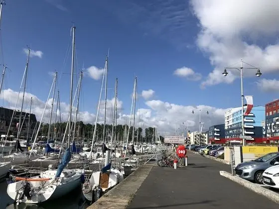 Apart Daire, Banyolu/Duşlu (Soleil et Bateaux)