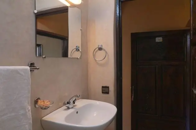 Tek Büyük Yataklı Oda, 1 Çift Kişilik Yatak