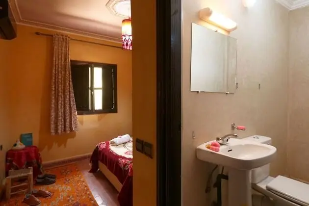 Tek Büyük Yataklı Oda, 1 Çift Kişilik Yatak