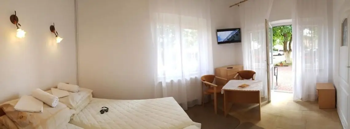 Tek Büyük Yataklı Oda, Balkon