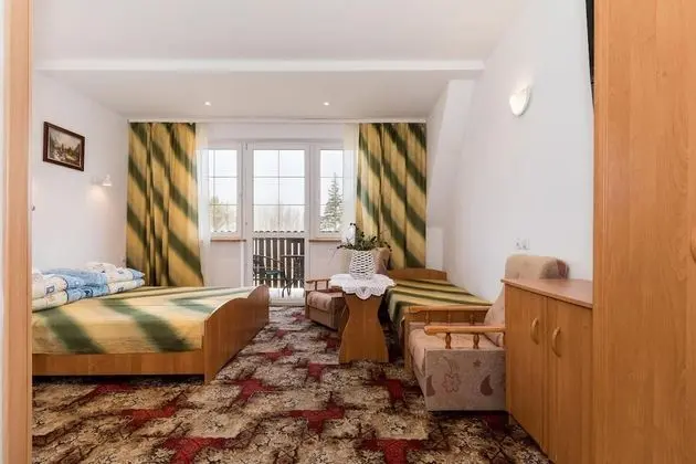Üç Kişilik Oda, Balkon