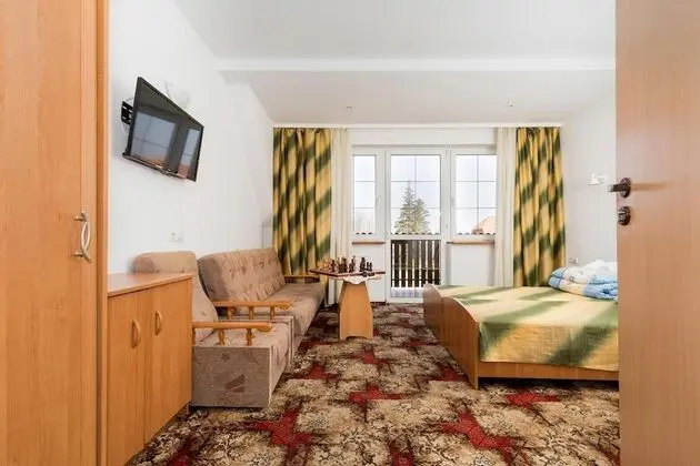 Üç Kişilik Oda, Balkon