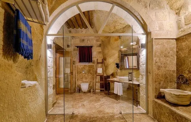 Queen Suite