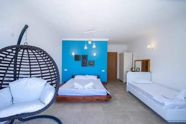 Suite Oda Balkonlu, Deniz ve Dağ Manzaralı, Balkonlu