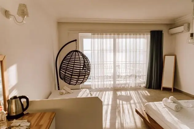 Suite Oda Balkonlu, Deniz ve Dağ Manzaralı, Balkonlu