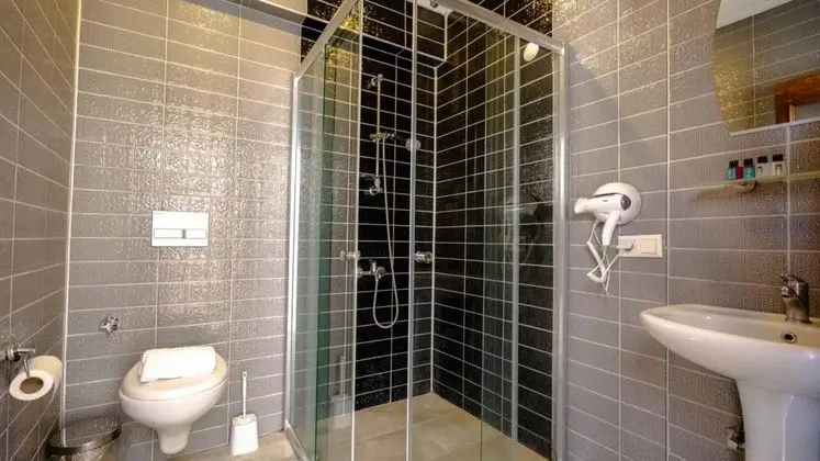Suite Oda Balkonlu, Deniz ve Dağ Manzaralı, Balkonlu