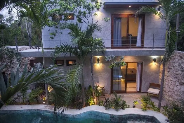 Deluxe Tek Büyük Yataklı Oda, 1 En Büyük (King) Boy Yatak, Balkon, Havuz Manzaralı