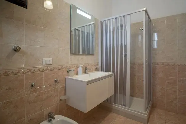 Üç Kişilik Oda, Özel Banyo