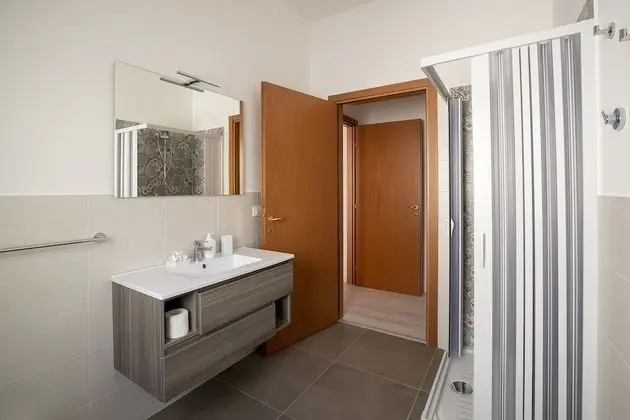 Üç Kişilik Oda, Özel Banyo