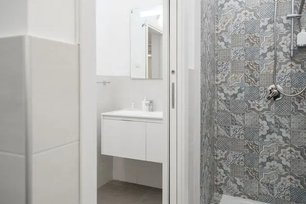 Üç Kişilik Oda, Özel Banyo
