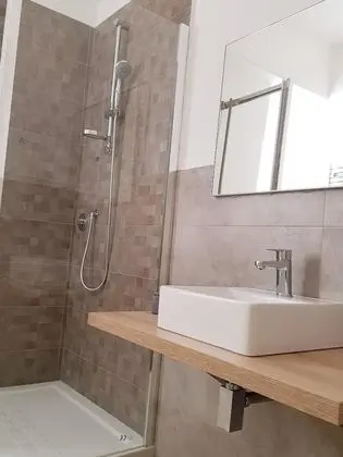 Standard Oda, 1 Büyük (Queen) Boy Yatak, Avlu Manzaralı (Sole)