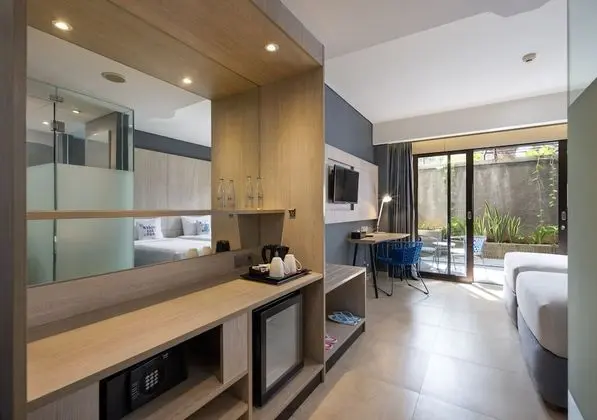 Deluxe Double or Twin Room with Balcony (Solia Premier)